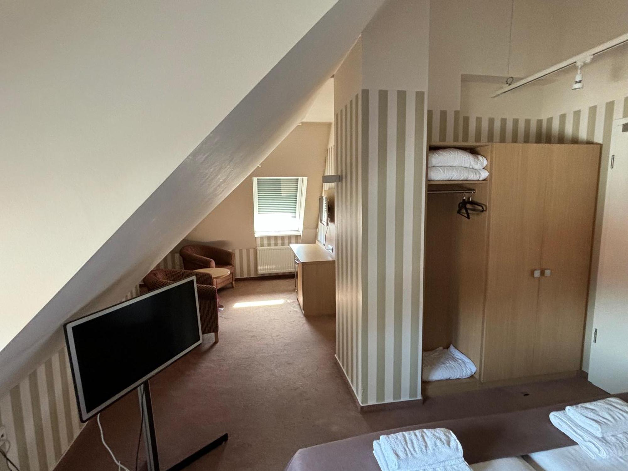 Hotel Ortel Gmbh Besigheim Kültér fotó