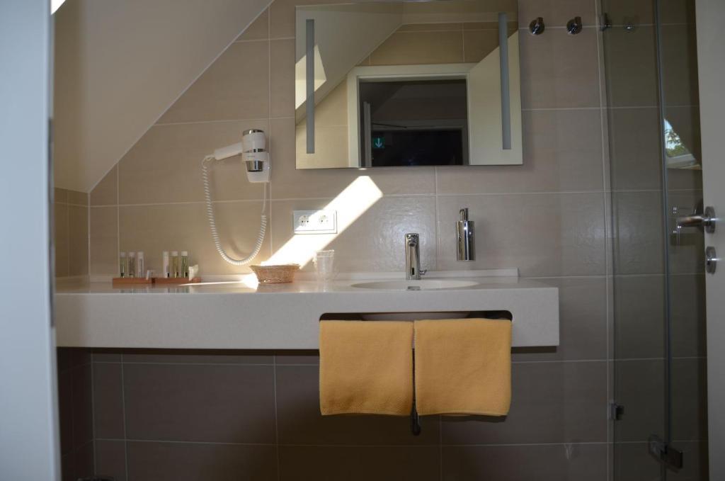 Hotel Ortel Gmbh Besigheim Szoba fotó